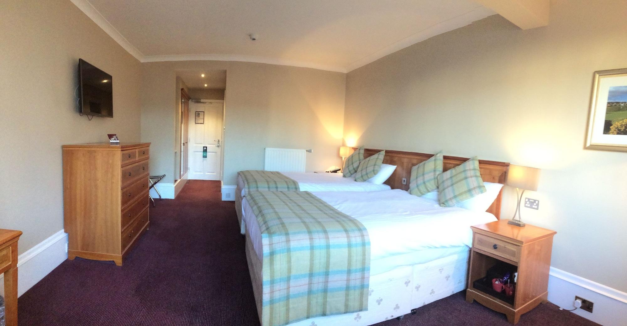 Carnoustie Golf Hotel 'A Bespoke Hotel' 외부 사진