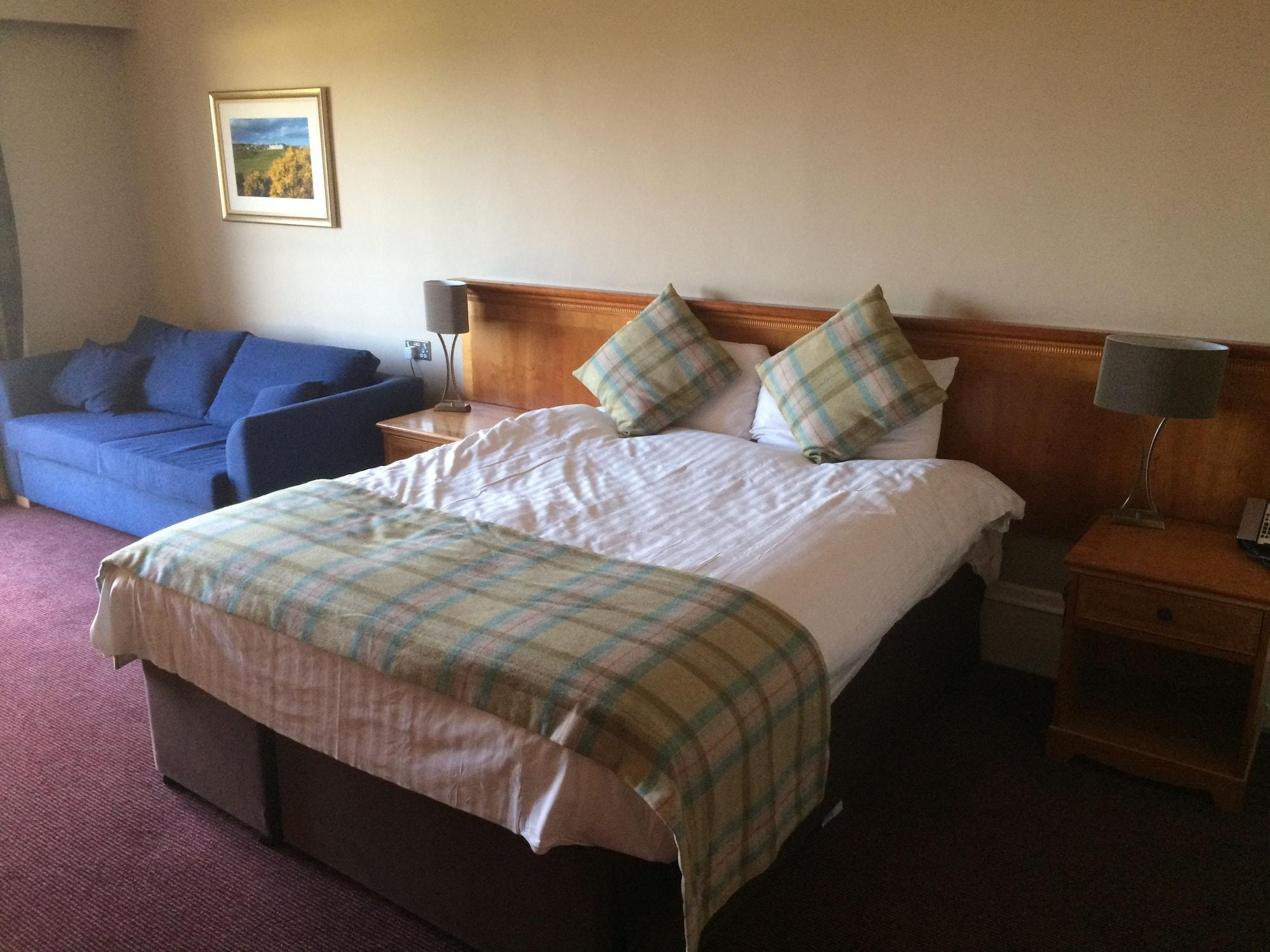 Carnoustie Golf Hotel 'A Bespoke Hotel' 외부 사진