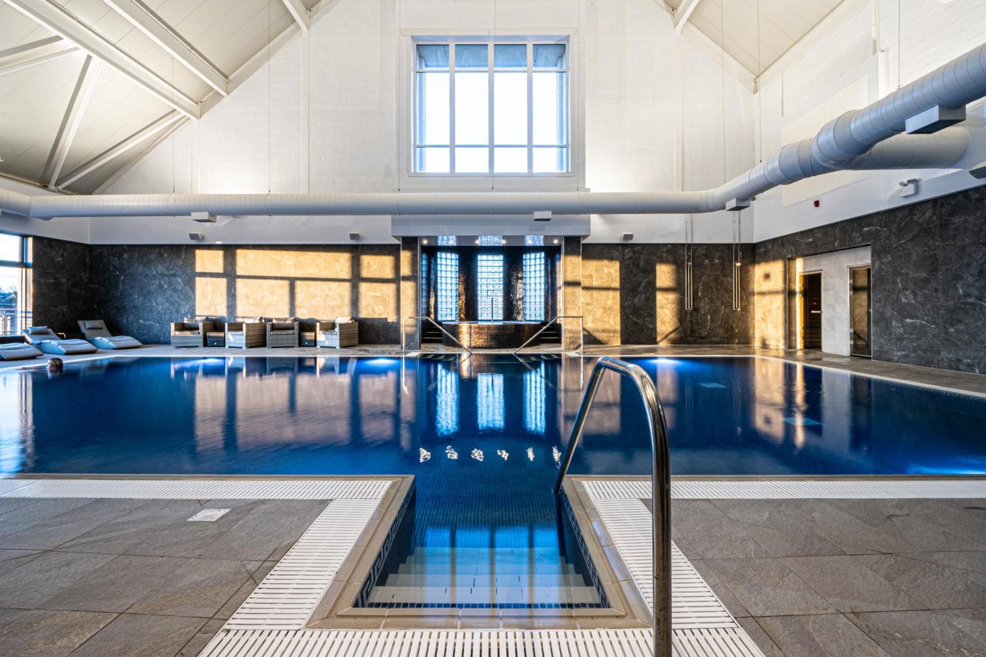 Carnoustie Golf Hotel 'A Bespoke Hotel' 외부 사진